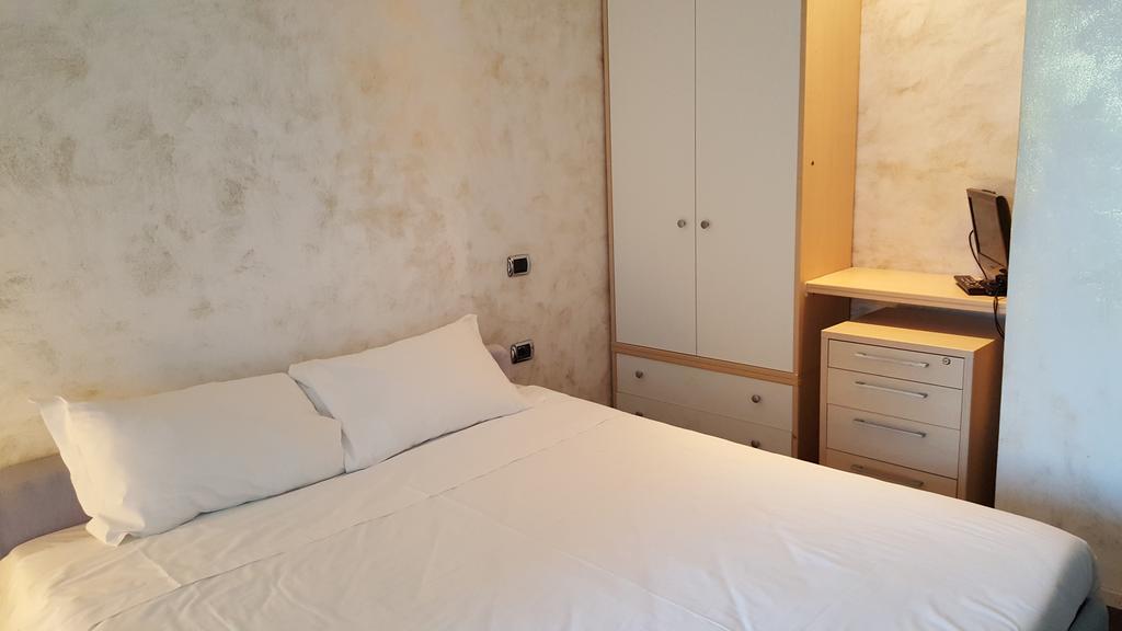 B&B Mele D'Oro Bolzano Room photo